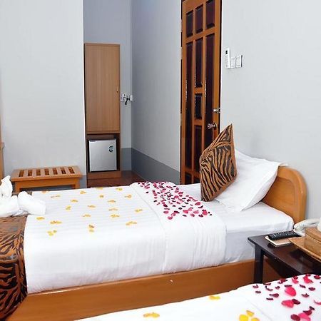 Royal Tulip Hotel 曼德勒 外观 照片