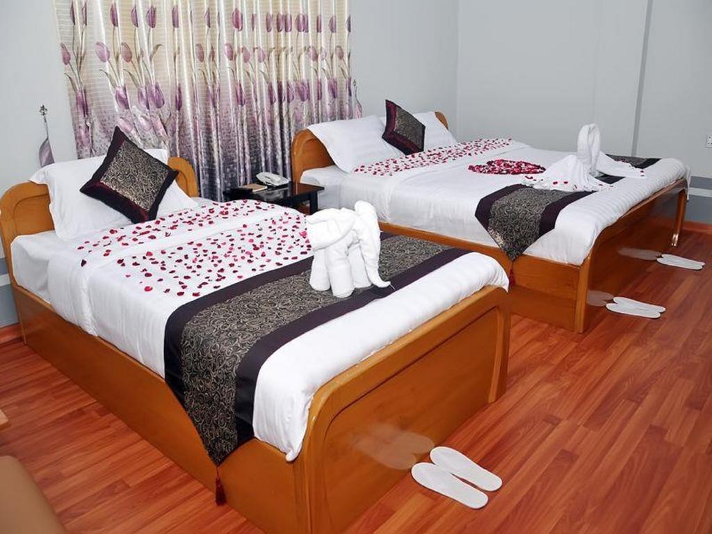 Royal Tulip Hotel 曼德勒 外观 照片