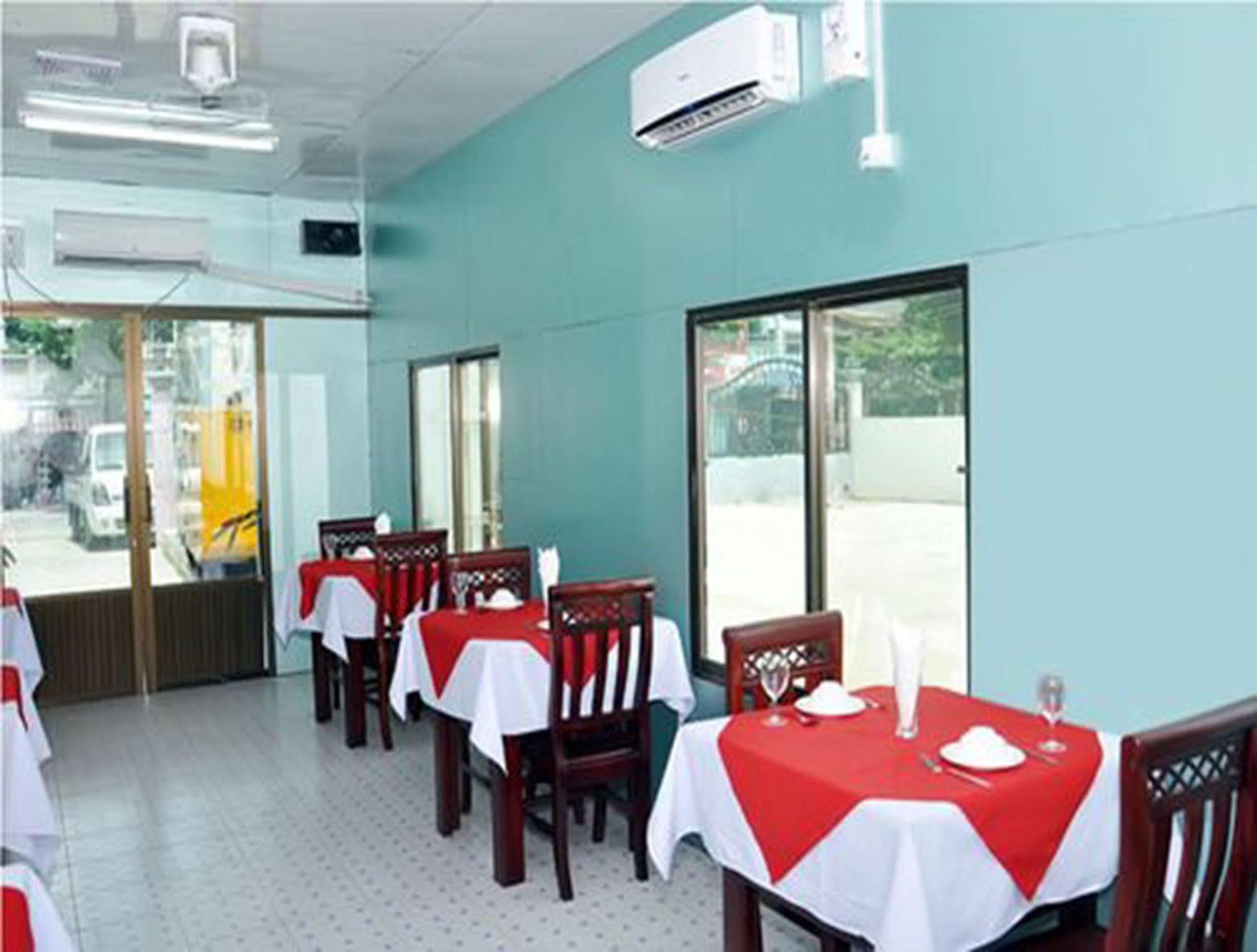 Royal Tulip Hotel 曼德勒 外观 照片