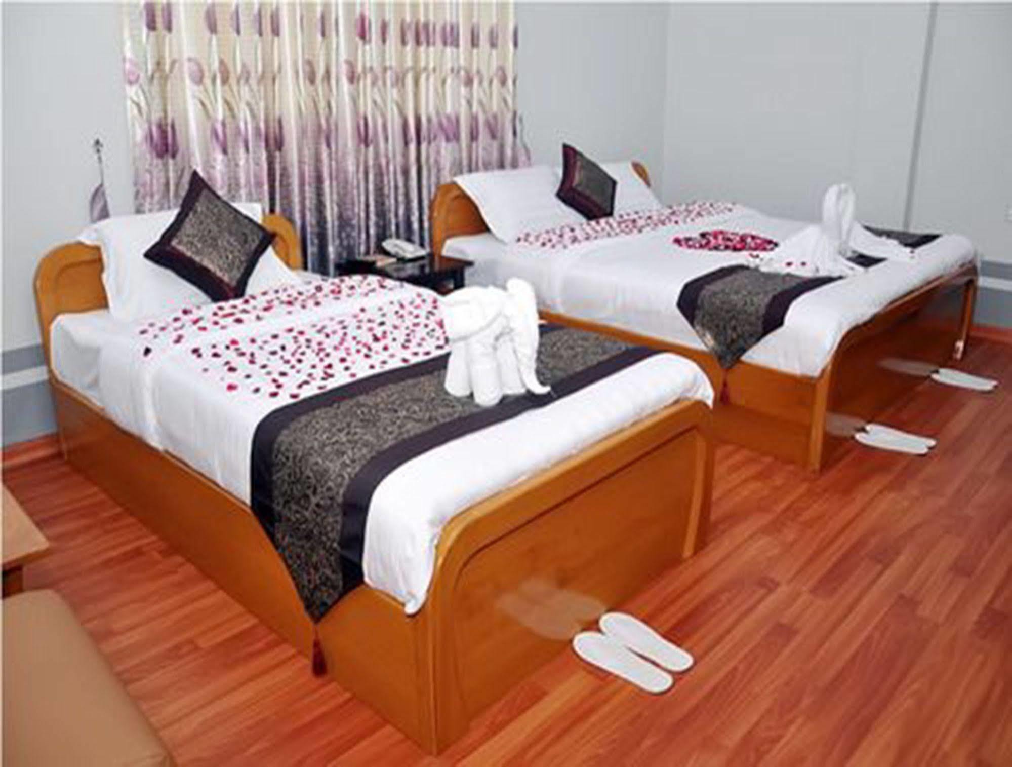 Royal Tulip Hotel 曼德勒 外观 照片
